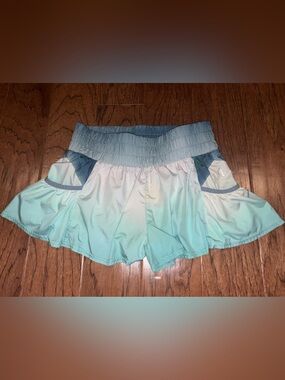 FP Movement by Free People Get Your Flirt On Shorts Size Small